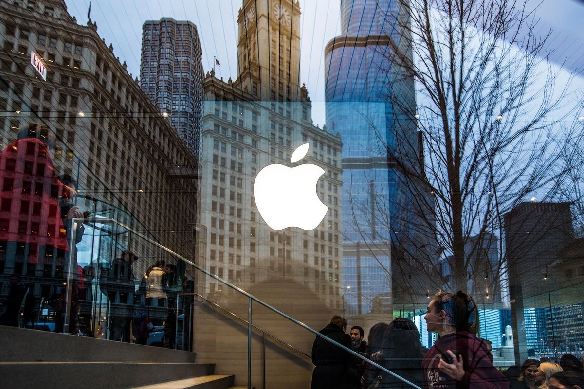 apple-store-chicago-9718.jpg